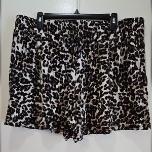 Black and White High Waist Bubble Mini Shorts